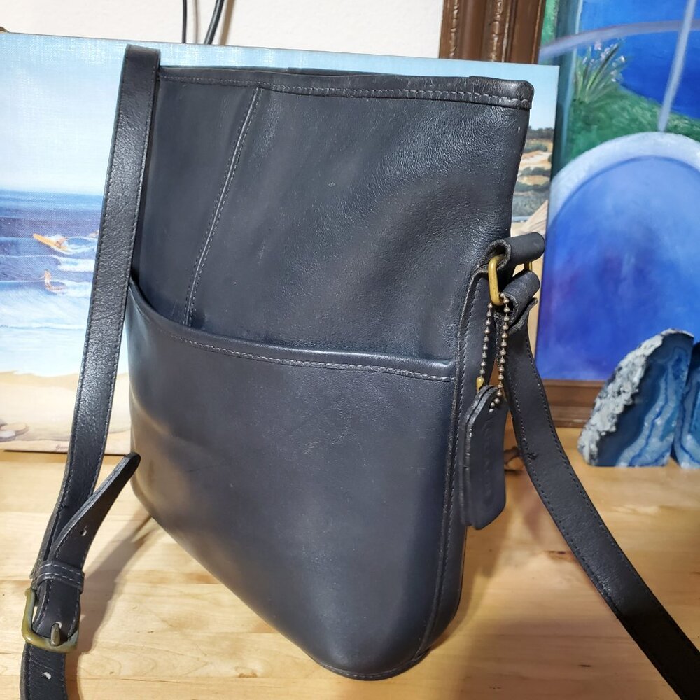 Vintage Coach Bleeker Bucket Bag 90s Dark Blue - Picture 4 of 13